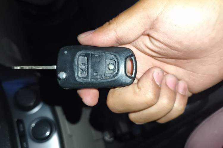 Used Hyundai Celesta 2011 1.6L Manual Comfort Edition Vehicle Key