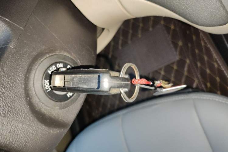 Used Hyundai Celesta 2011 1.6L Automatic Comfort Edition Vehicle Key