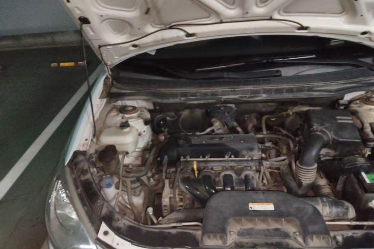 Used Hyundai Celesta 2011 1.6L Manual Comfort Edition Engine Bay Right