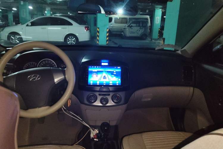Used Hyundai Celesta 2011 1.6L Manual Comfort Edition Headliner