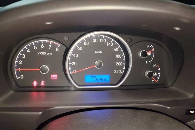 Used Hyundai Celesta 2011 1.6L Manual Comfort Edition Instrument Cluster