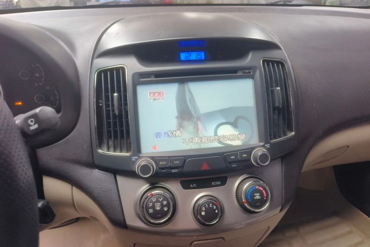 Used Hyundai Celesta 2011 1.6L Automatic Comfort Edition Audio And AC Panel