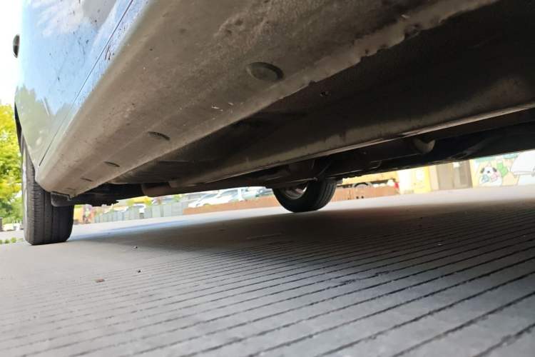 Used Hyundai Celesta 2011 1.6L Automatic Comfort Edition Chassis Front Right