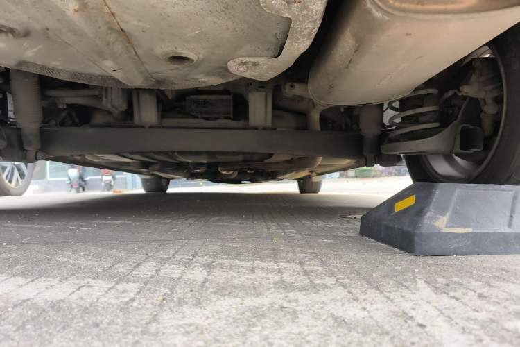Used Hyundai Celesta 2011 1.6L Automatic Comfort Edition Chassis Rear