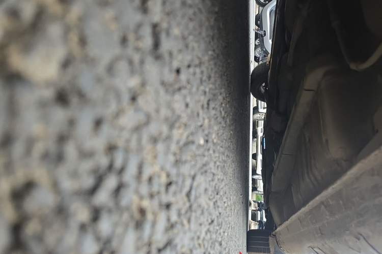 Used Hyundai Celesta 2011 1.6L Manual Comfort Edition Chassis Rear Right
