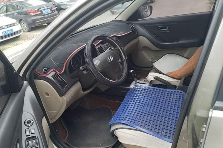 Used Hyundai Celesta 2011 1.6L Automatic Comfort Edition Driver Seat
