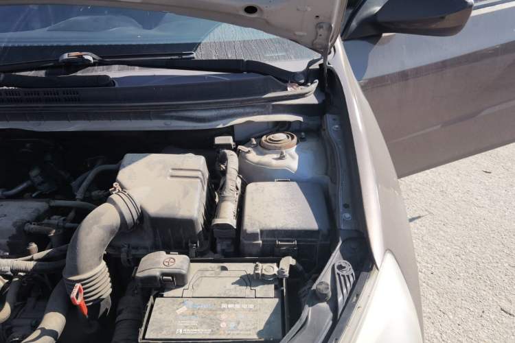 Used Hyundai Celesta 2011 1.6L Automatic Comfort Edition Engine Bay Left