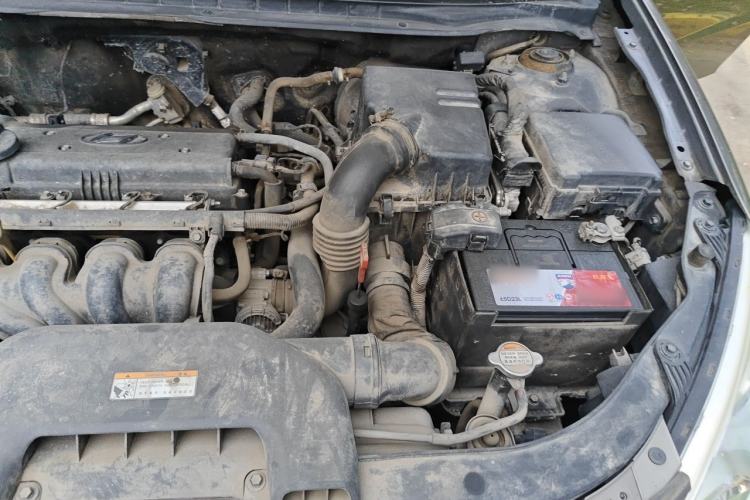 Used Hyundai Celesta 2011 1.6L Automatic Luxury Version Engine Bay Left