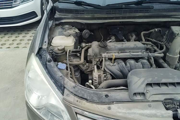 Used Hyundai Celesta 2011 1.6L Automatic Comfort Edition Engine Bay Right
