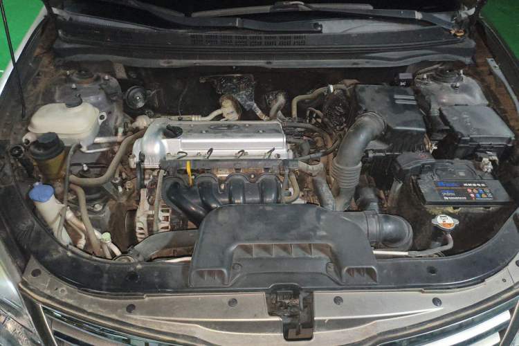 Used Hyundai Celesta 2011 1.6L Manual Comfort Edition Engine Bay