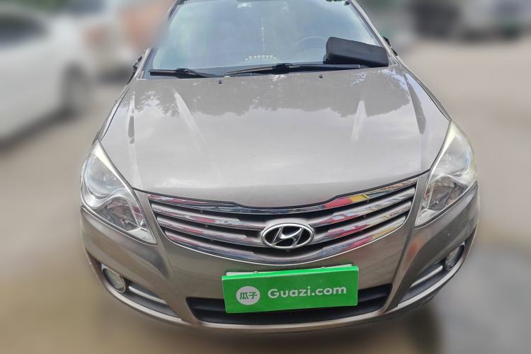 Used Hyundai Celesta 2011 1.6L Manual Comfort Edition Exterior 1