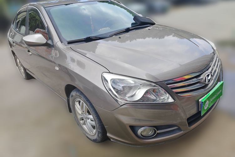 Used Hyundai Celesta 2011 1.6L Manual Comfort Edition Exterior 2