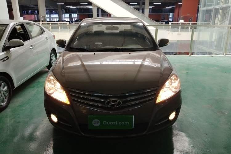Used Hyundai Celesta 2011 1.6L Automatic Luxury Version Front