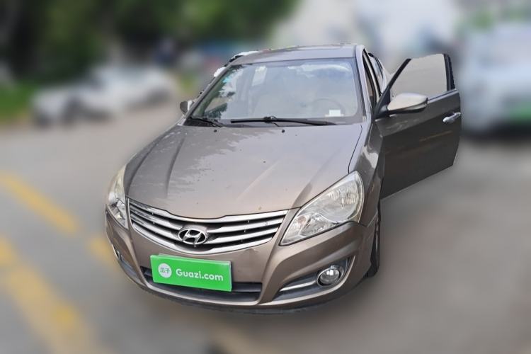 Used Hyundai Celesta 2011 1.6L Automatic Luxury Version Front