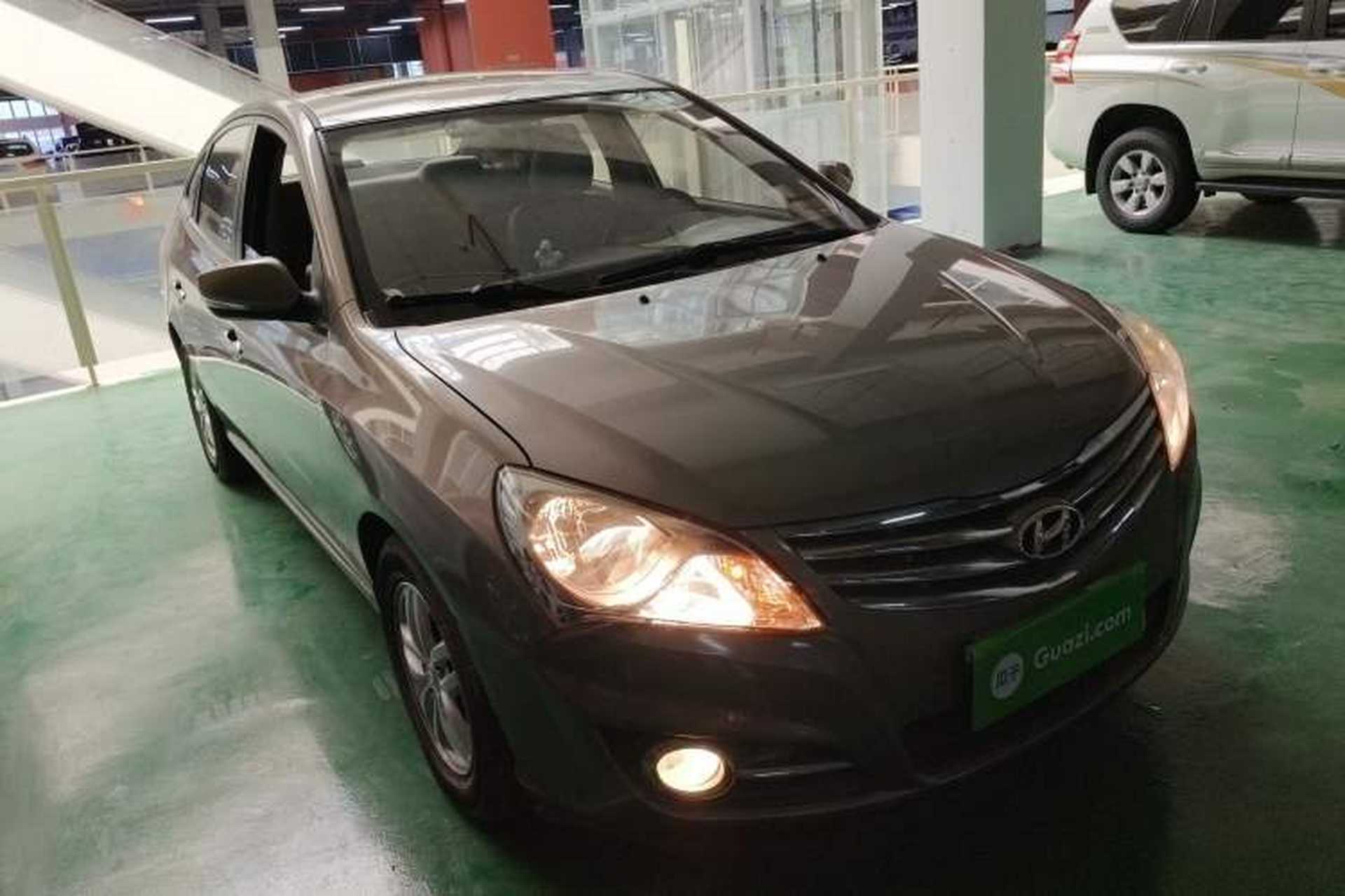 Used Hyundai Celesta 2011 1.6L Automatic Luxury Version Front Right 45 Deg