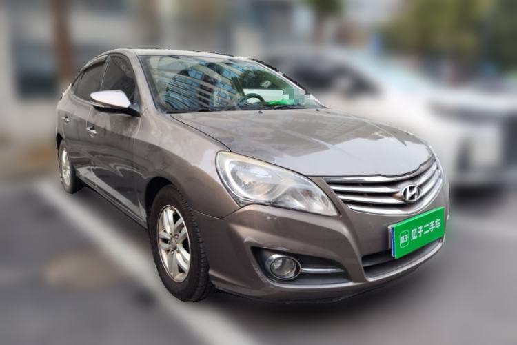 Used Hyundai Celesta 2011 1.6L Manual Luxury Model Front Right 45 Deg