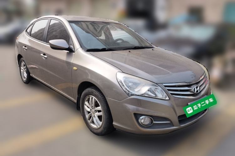 Used Hyundai Celesta 2011 1.6L Manual Comfort Edition Front Right 45 Deg