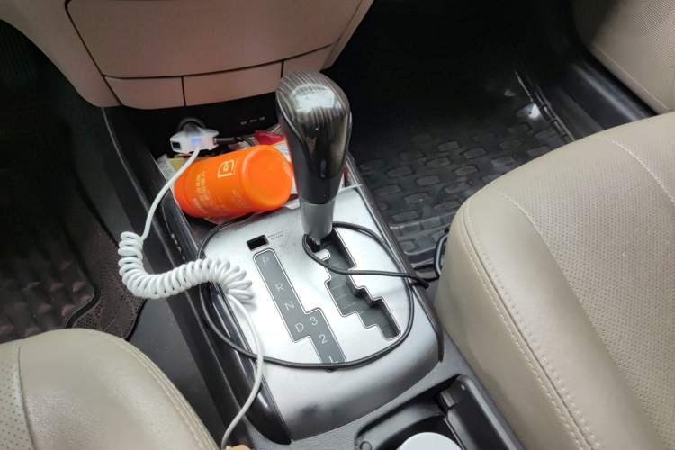 Used Hyundai Celesta 2011 1.6L Automatic Luxury Version Gear Lever