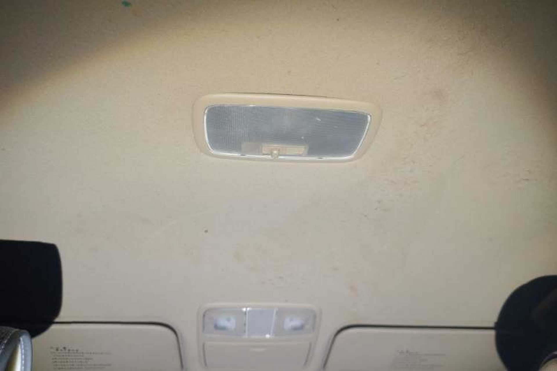 Used Hyundai Celesta 2011 1.6L Automatic Comfort Edition Headliner