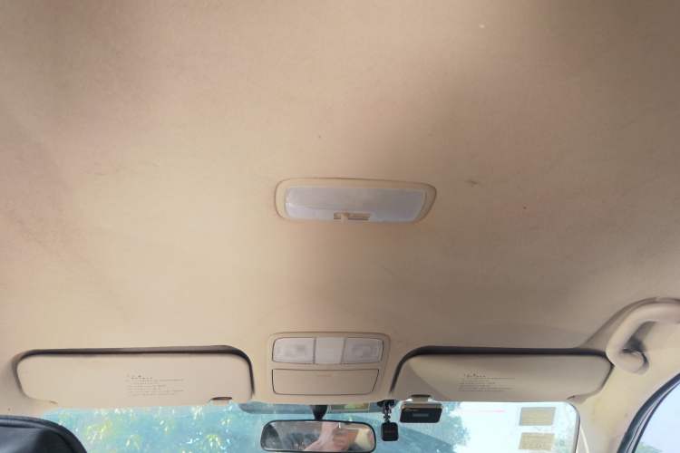 Used Hyundai Celesta 2011 1.6L Automatic Comfort Edition Headliner