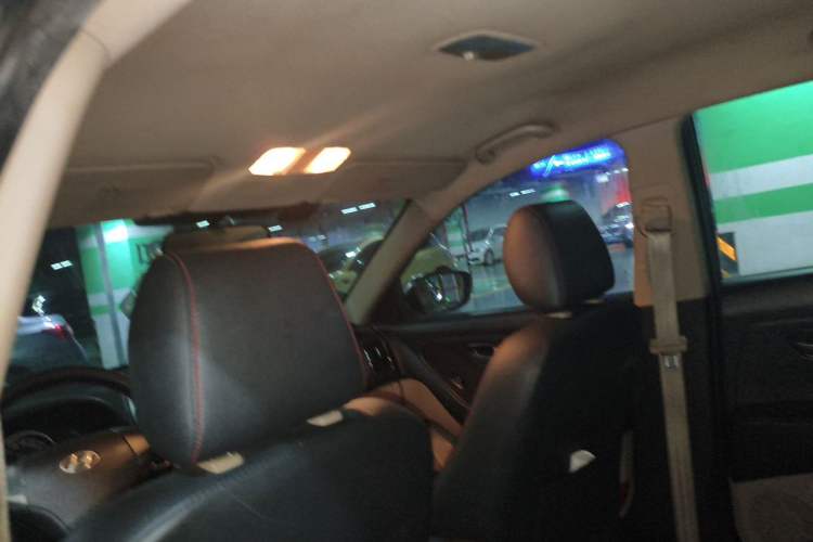 Used Hyundai Celesta 2011 1.6L Manual Comfort Edition Headliner