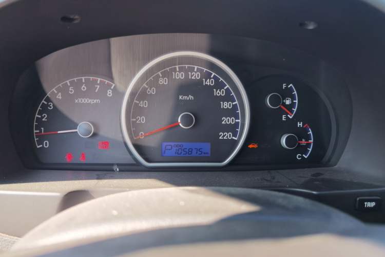 Used Hyundai Celesta 2011 1.6L Automatic Comfort Edition Instrument Cluster