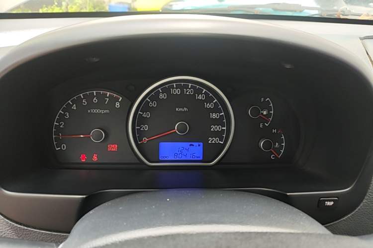 Used Hyundai Celesta 2011 1.6L Manual Luxury Model Instrument Cluster