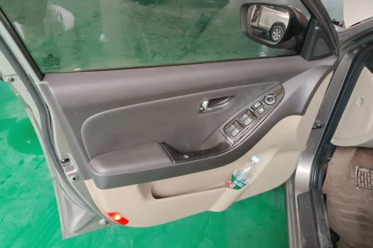 Used Hyundai Celesta 2011 1.6L Automatic Luxury Version Left Front Door Interior