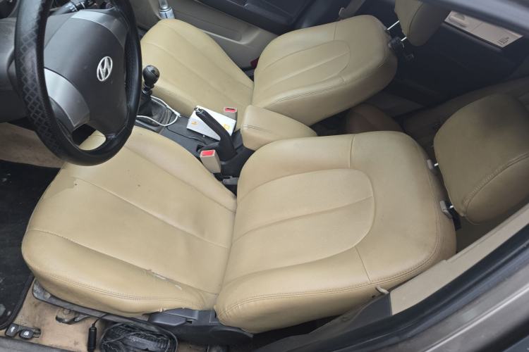 Used Hyundai Celesta 2011 1.6L Manual Comfort Edition Left Front Seat