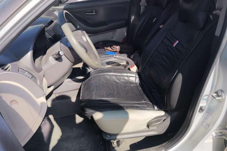 Used Hyundai Celesta 2011 1.6L Automatic Comfort Edition Left Front Seat