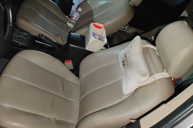 Used Hyundai Celesta 2011 1.6L Automatic Luxury Version Left Front Seat