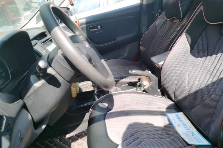 Used Hyundai Celesta 2011 1.6L Manual Comfort Edition Left Front Seat