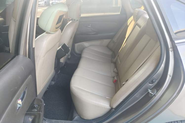 Used Hyundai Celesta 2011 1.6L Automatic Luxury Version Left Rear Seat