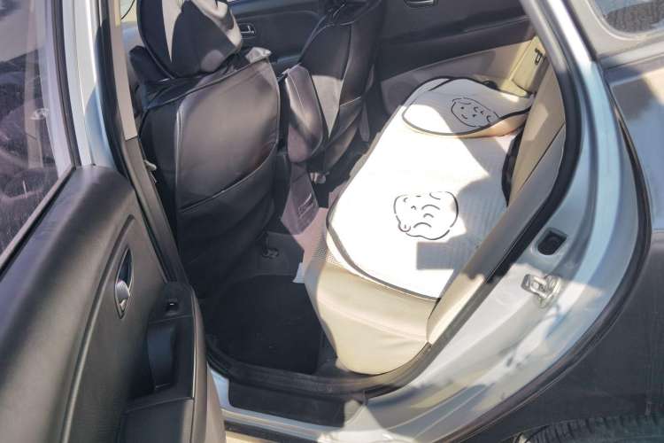 Used Hyundai Celesta 2011 1.6L Automatic Comfort Edition Left Rear Seat