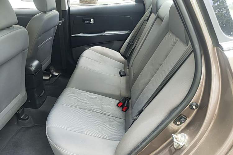 Used Hyundai Celesta 2011 1.6L Manual Luxury Model Left Rear Seat
