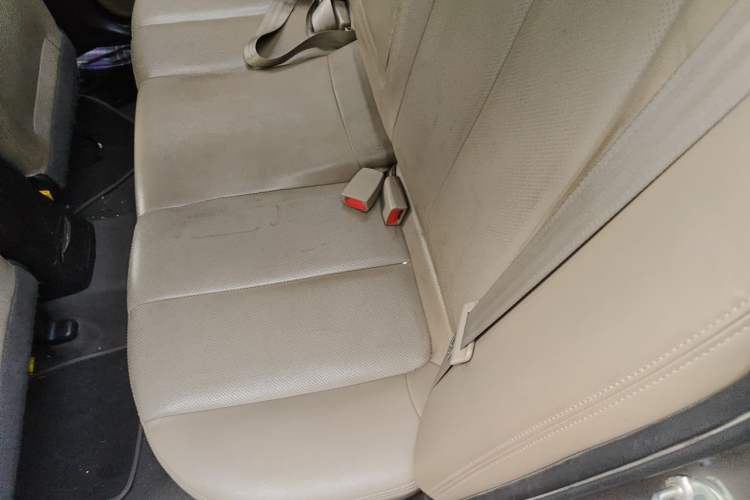 Used Hyundai Celesta 2011 1.6L Automatic Luxury Version Left Rear Seat