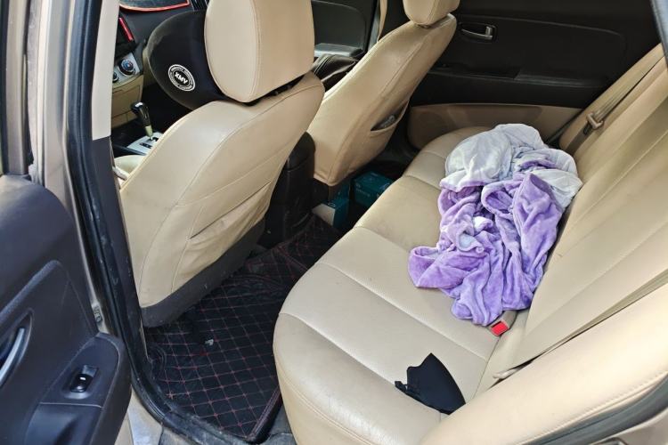Used Hyundai Celesta 2011 1.6L Automatic Comfort Edition Left Rear Seat