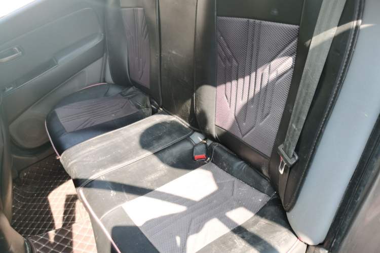 Used Hyundai Celesta 2011 1.6L Manual Comfort Edition Left Rear Seat
