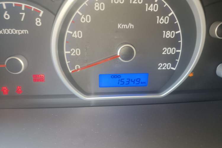 Used Hyundai Celesta 2011 1.6L Manual Comfort Edition Odometer Close Up