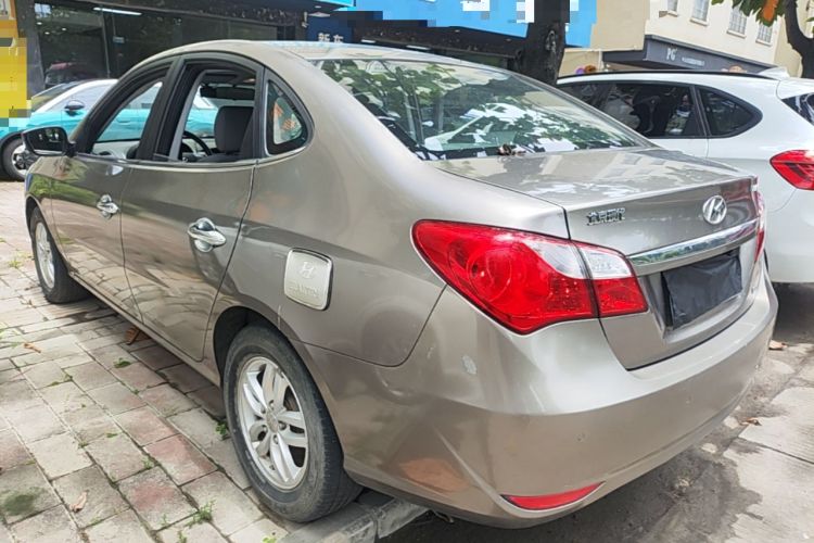 Used Hyundai Celesta 2011 1.6L Manual Luxury Model Rear Left 45 Deg