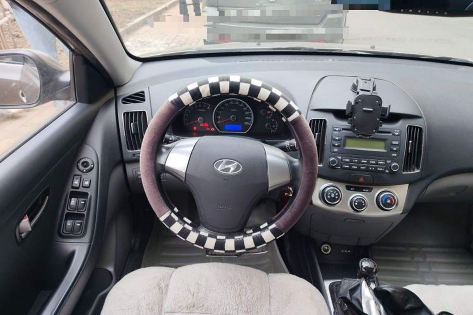 Used Hyundai Celesta 2011 1.6L Manual Comfort Edition Steering Wheel