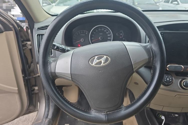 Used Hyundai Celesta 2011 1.6L Manual Comfort Edition Steering Wheel