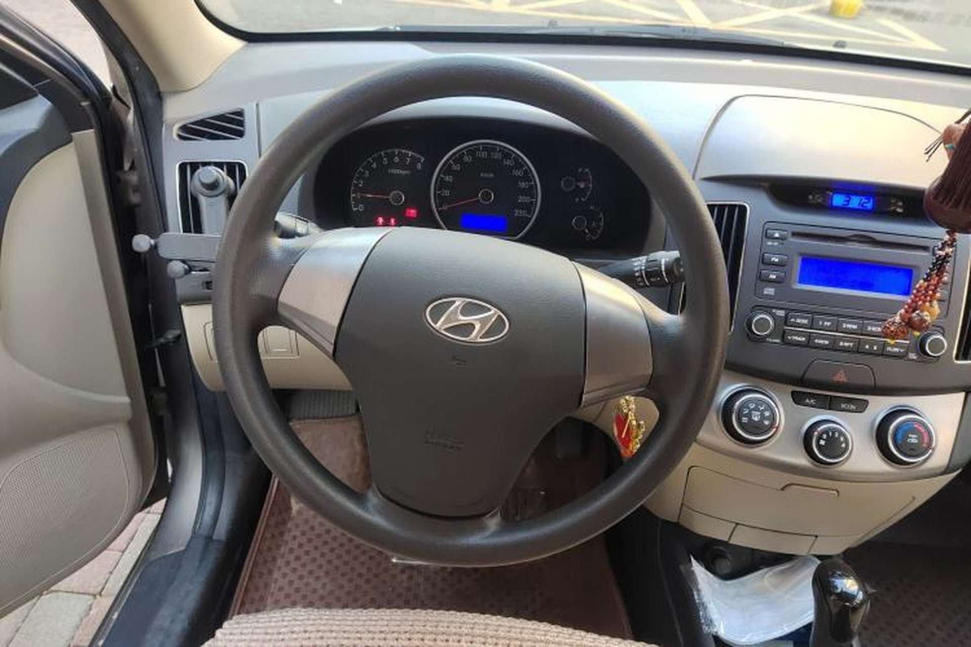 Used Hyundai Celesta 2011 1.6L Automatic Comfort Edition Steering Wheel