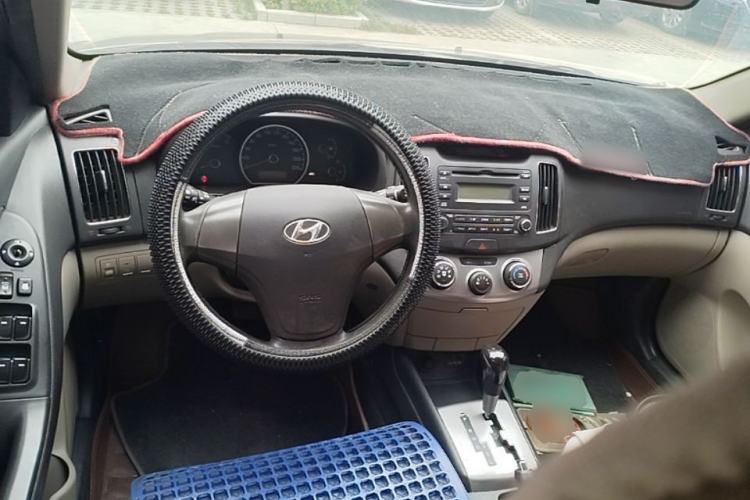 Used Hyundai Celesta 2011 1.6L Automatic Comfort Edition Steering Wheel
