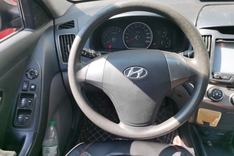 Used Hyundai Celesta 2011 1.6L Manual Comfort Edition Steering Wheel