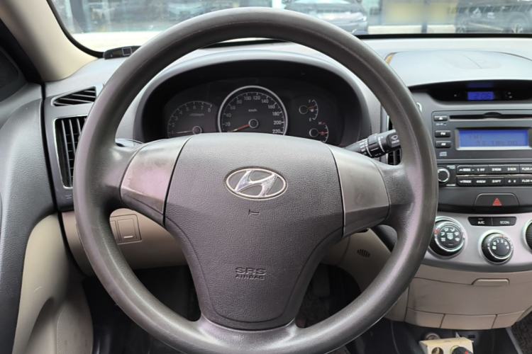 Used Hyundai Celesta 2011 1.6L Manual Comfort Edition Steering Wheel
