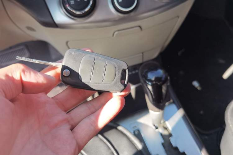 Used Hyundai Celesta 2011 1.6L Automatic Comfort Edition Vehicle Key