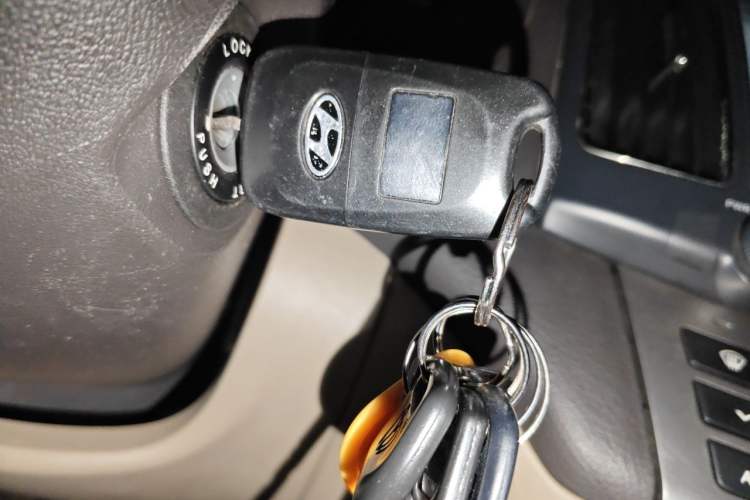 Used Hyundai Celesta 2011 1.6L Automatic Luxury Version Vehicle Key