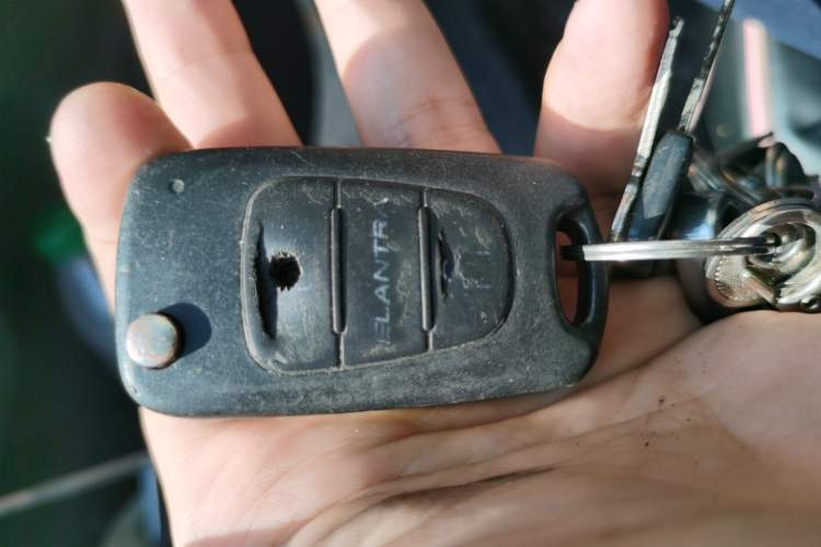 Used Hyundai Celesta 2011 1.6L Manual Comfort Edition Vehicle Key