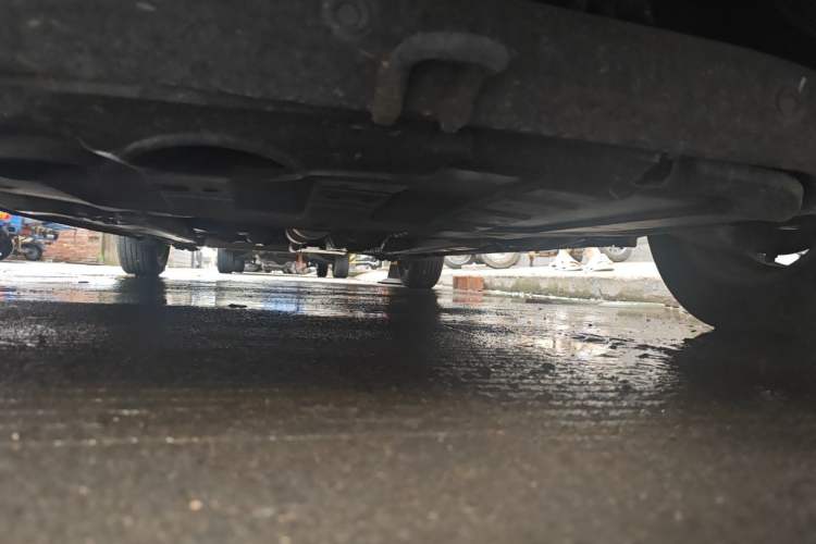 Used Hyundai Celesta 2011 1.6L Manual Comfort Edition Chassis Front